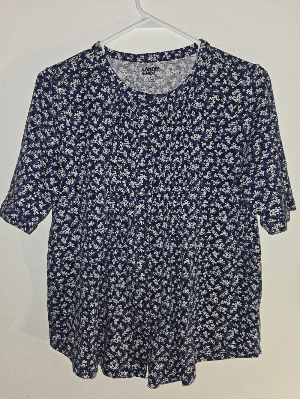 Lands' End Floral Pintuck Short Sleeve Top-Small